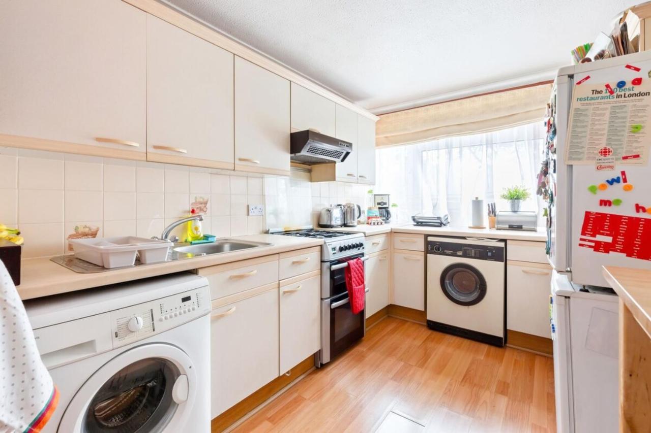 Spacious 2 Bedroom Apartment In Cricklewood London Kültér fotó