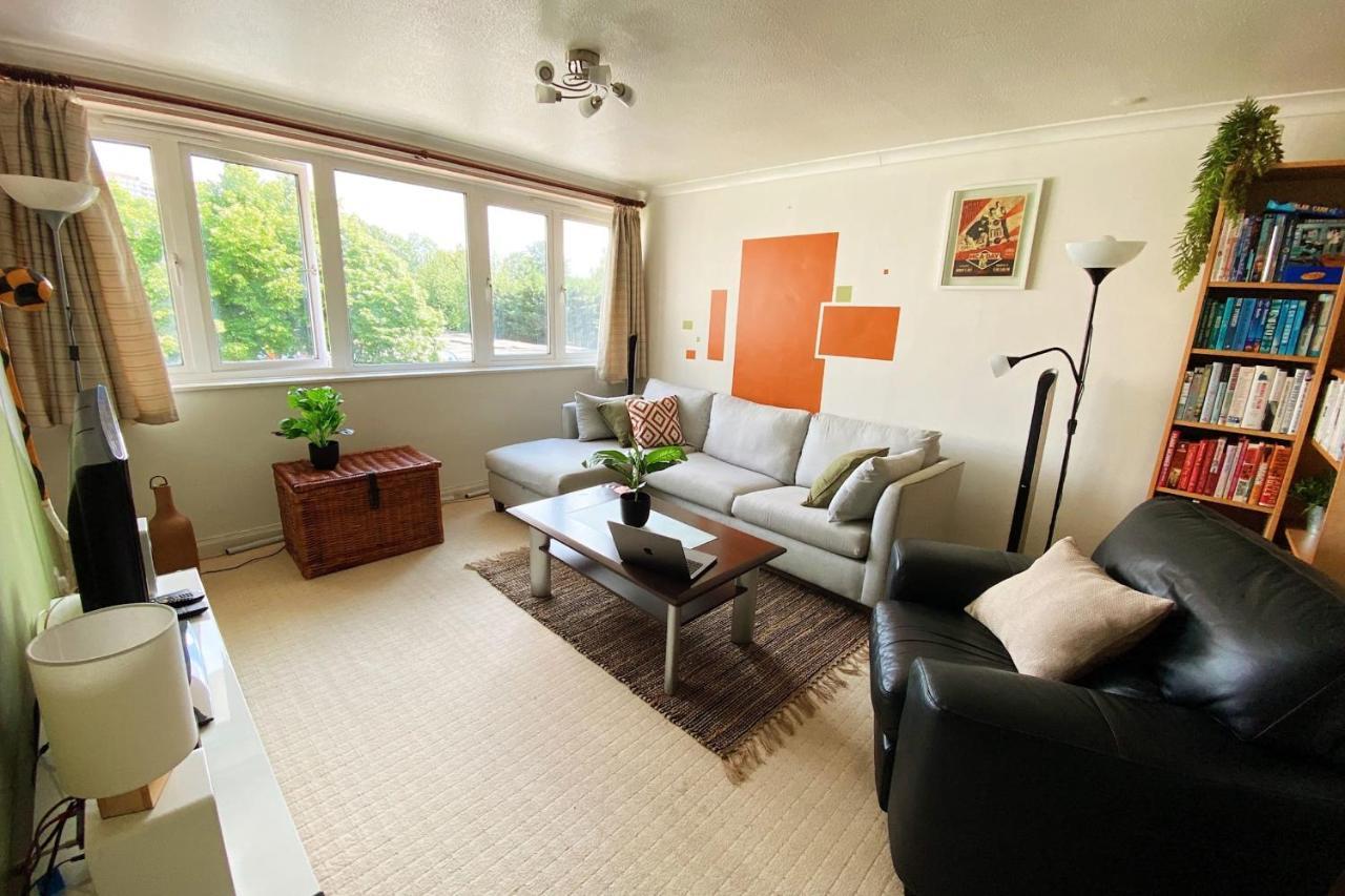 Spacious 2 Bedroom Apartment In Cricklewood London Kültér fotó